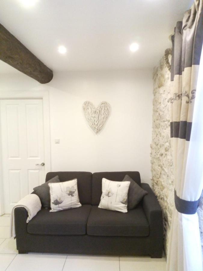 Maison De L'Amour Apartment Chardonnay Assignan 外观 照片
