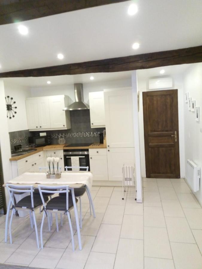 Maison De L'Amour Apartment Chardonnay Assignan 外观 照片