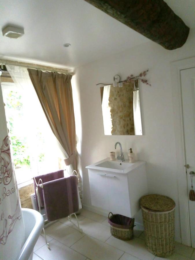 Maison De L'Amour Apartment Chardonnay Assignan 外观 照片